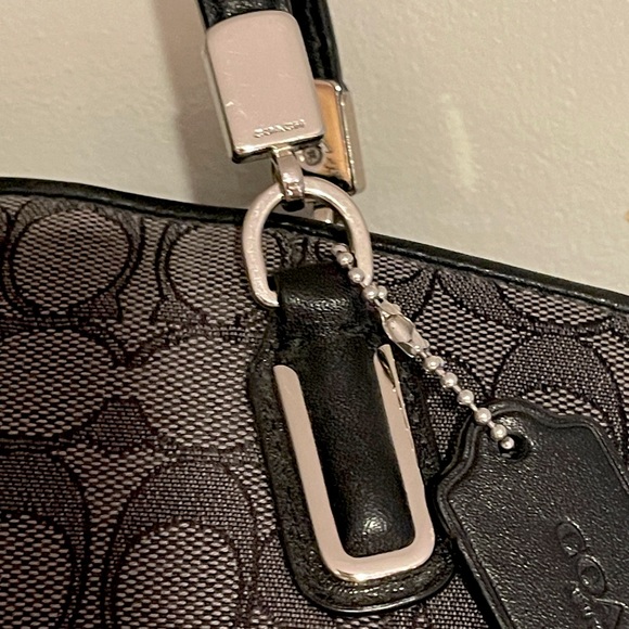 Coach | LIKE NEW | Grey/Black Canvas and Leather Small Kelsey Tote - Picture 9 of 11